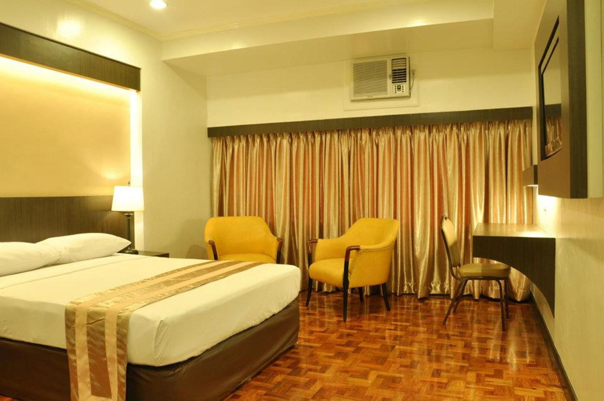 Richville Hotel Mandaluyong Kültér fotó