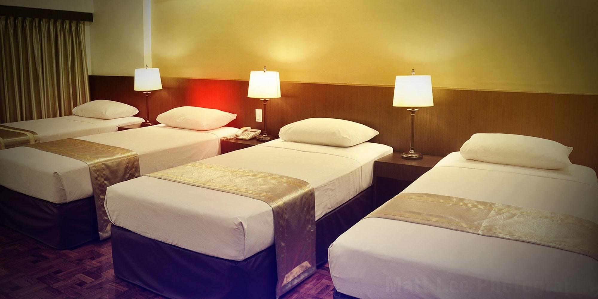 Richville Hotel Mandaluyong Kültér fotó
