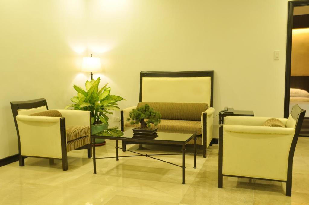 Richville Hotel Mandaluyong Kültér fotó
