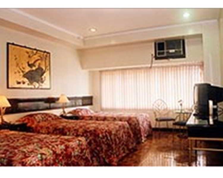 Richville Hotel Mandaluyong Kültér fotó
