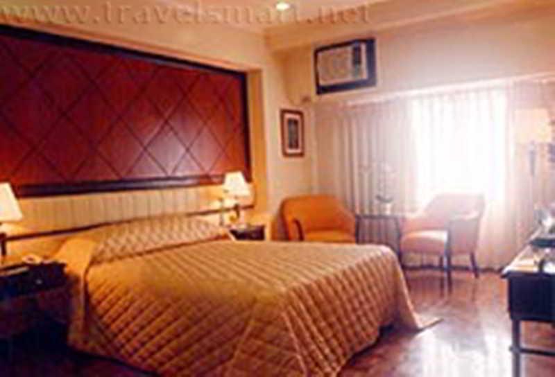 Richville Hotel Mandaluyong Kültér fotó