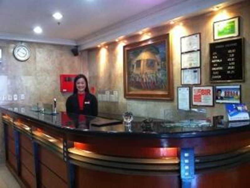 Richville Hotel Mandaluyong Kültér fotó