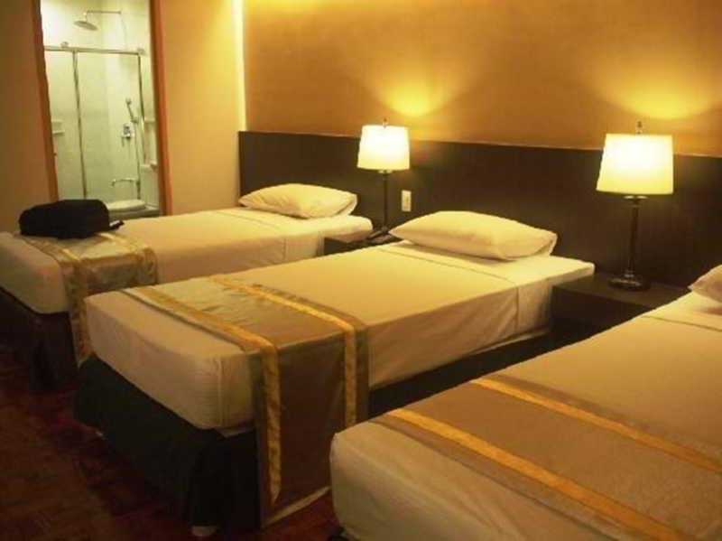 Richville Hotel Mandaluyong Kültér fotó